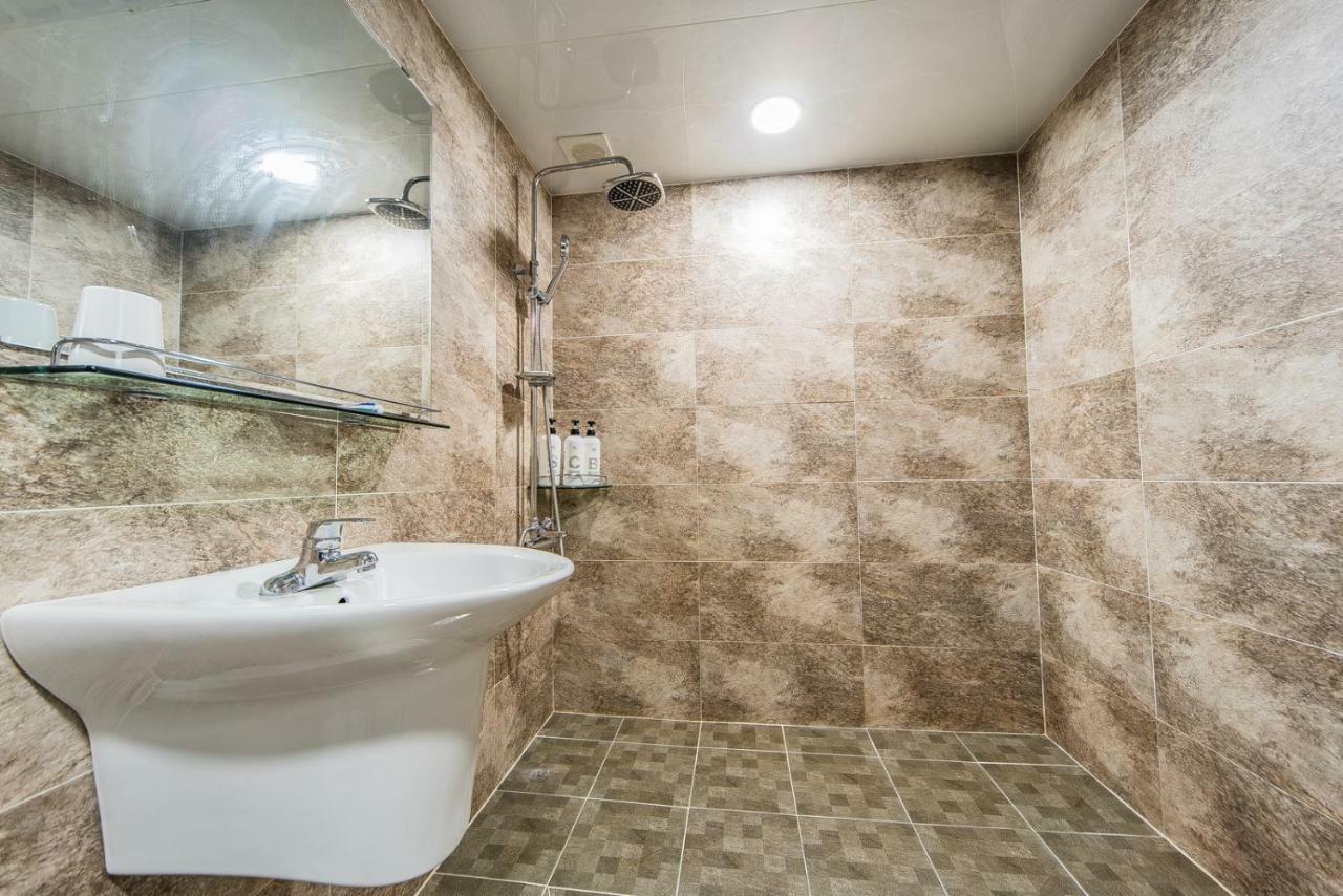 Noble Hotel Инчон Экстерьер фото